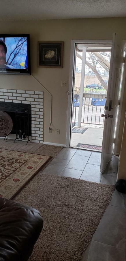 Cozy Condo2 *